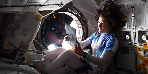 speuradair a' leughadh